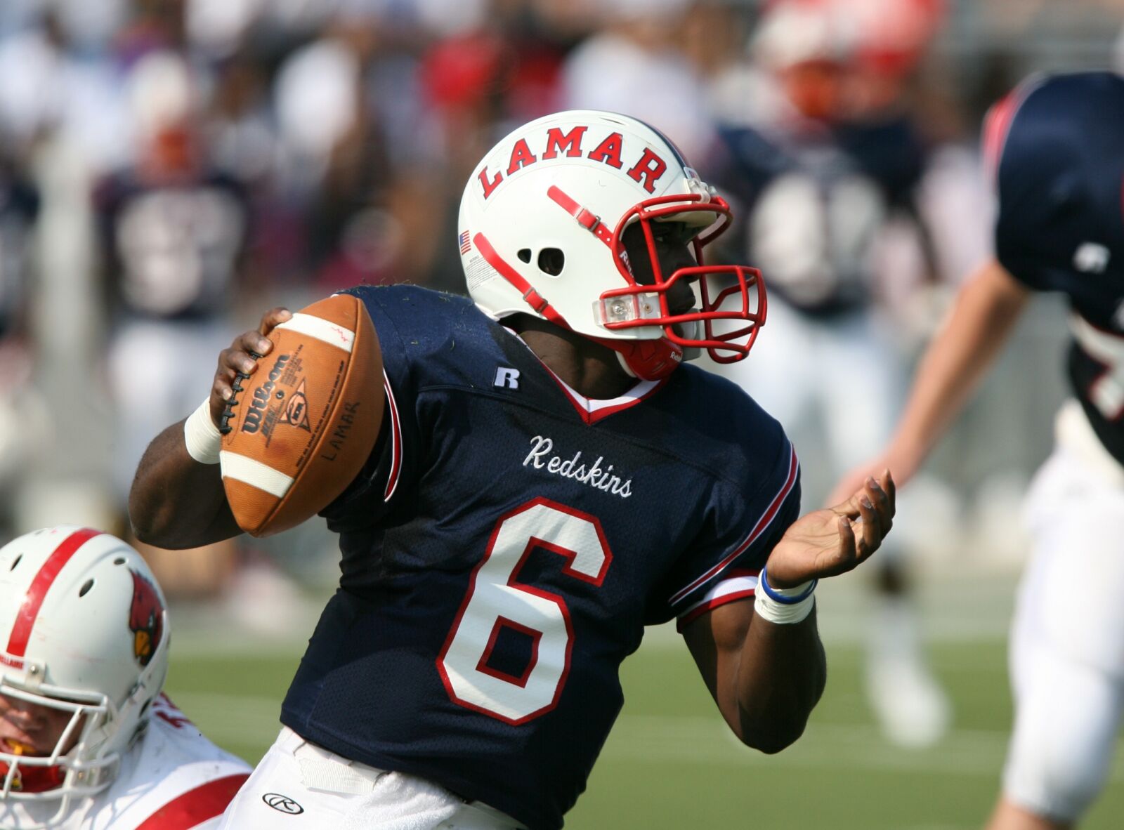 Canon EOS-1D Mark II N sample photo. American football, quarterback, helmet photography