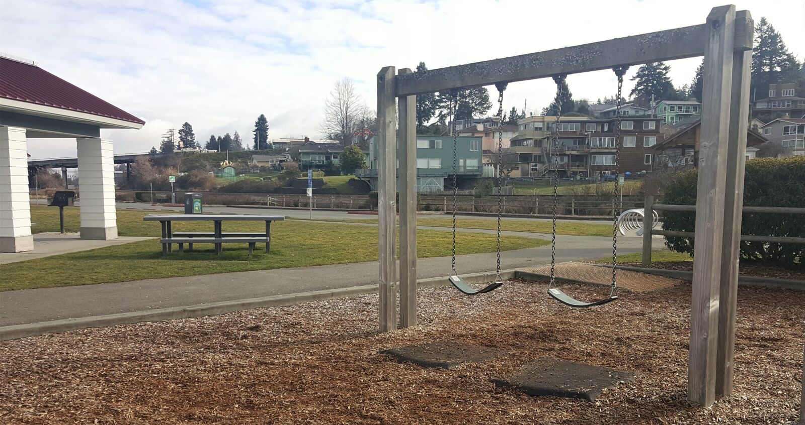 Samsung Galaxy S6 sample photo. Park, swings, recreation photography