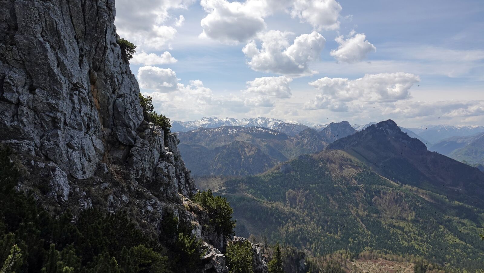 Sony Cyber-shot DSC-RX10 IV sample photo. Mountains, mountaineering, alpine photography