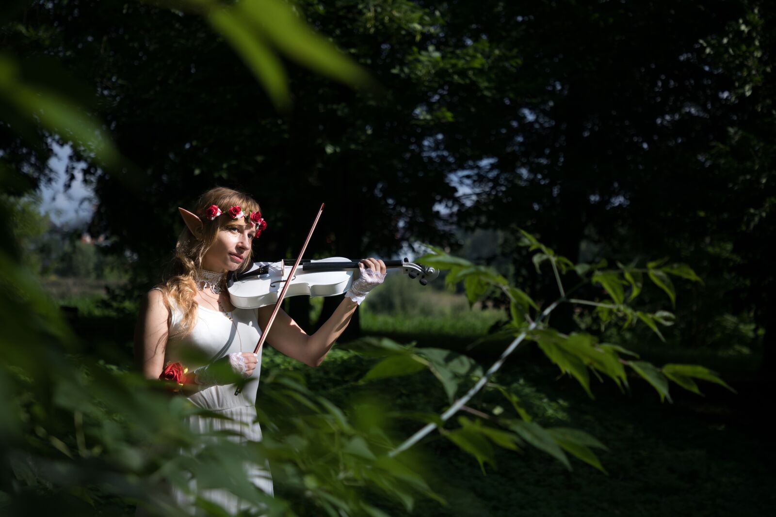 Canon EF 24-105mm F4L IS II USM sample photo. Elf, cosplay, fantasy photography