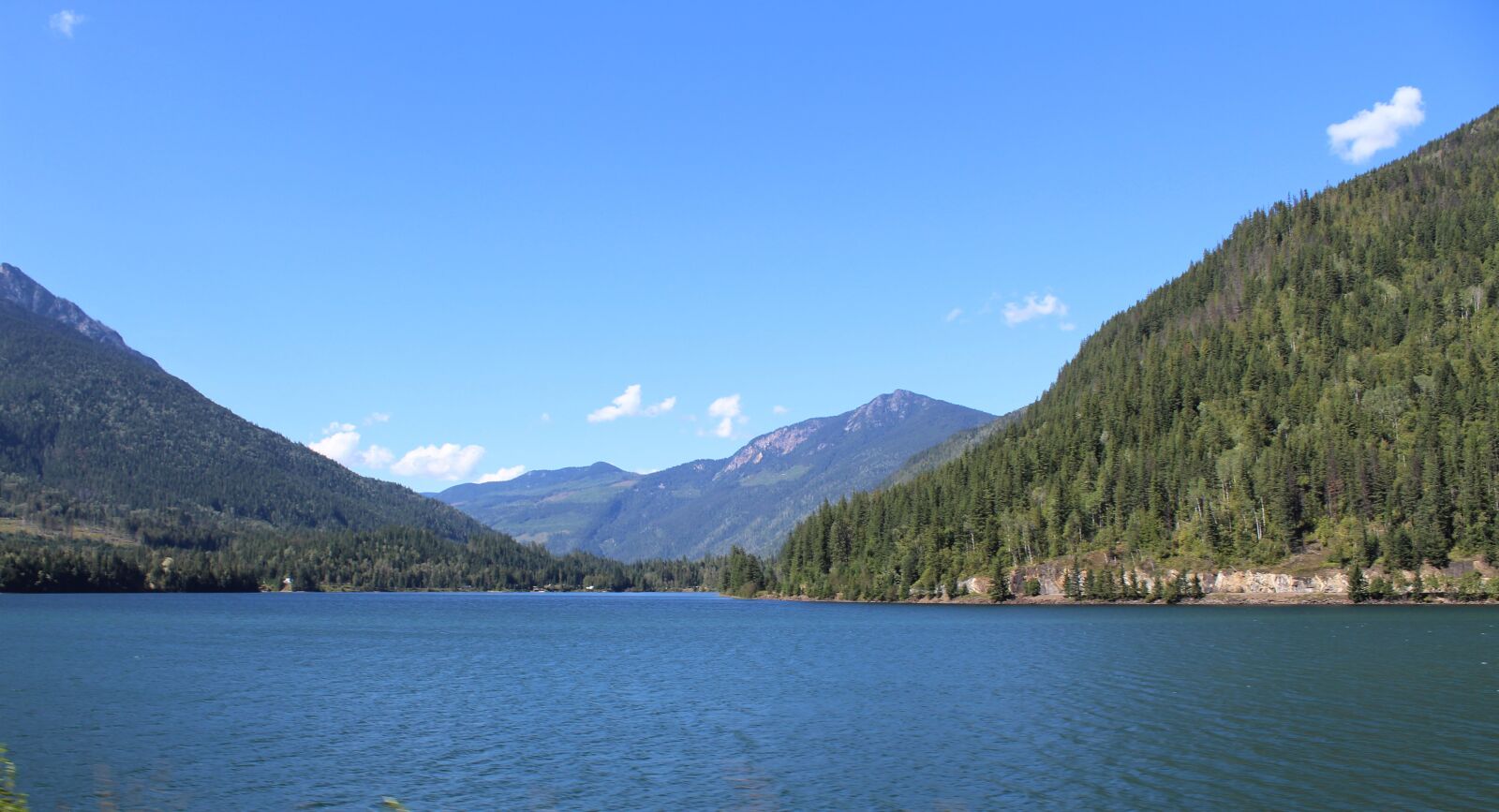 Canon EOS 1300D (EOS Rebel T6 / EOS Kiss X80) sample photo. Nature, wilderness, lake photography