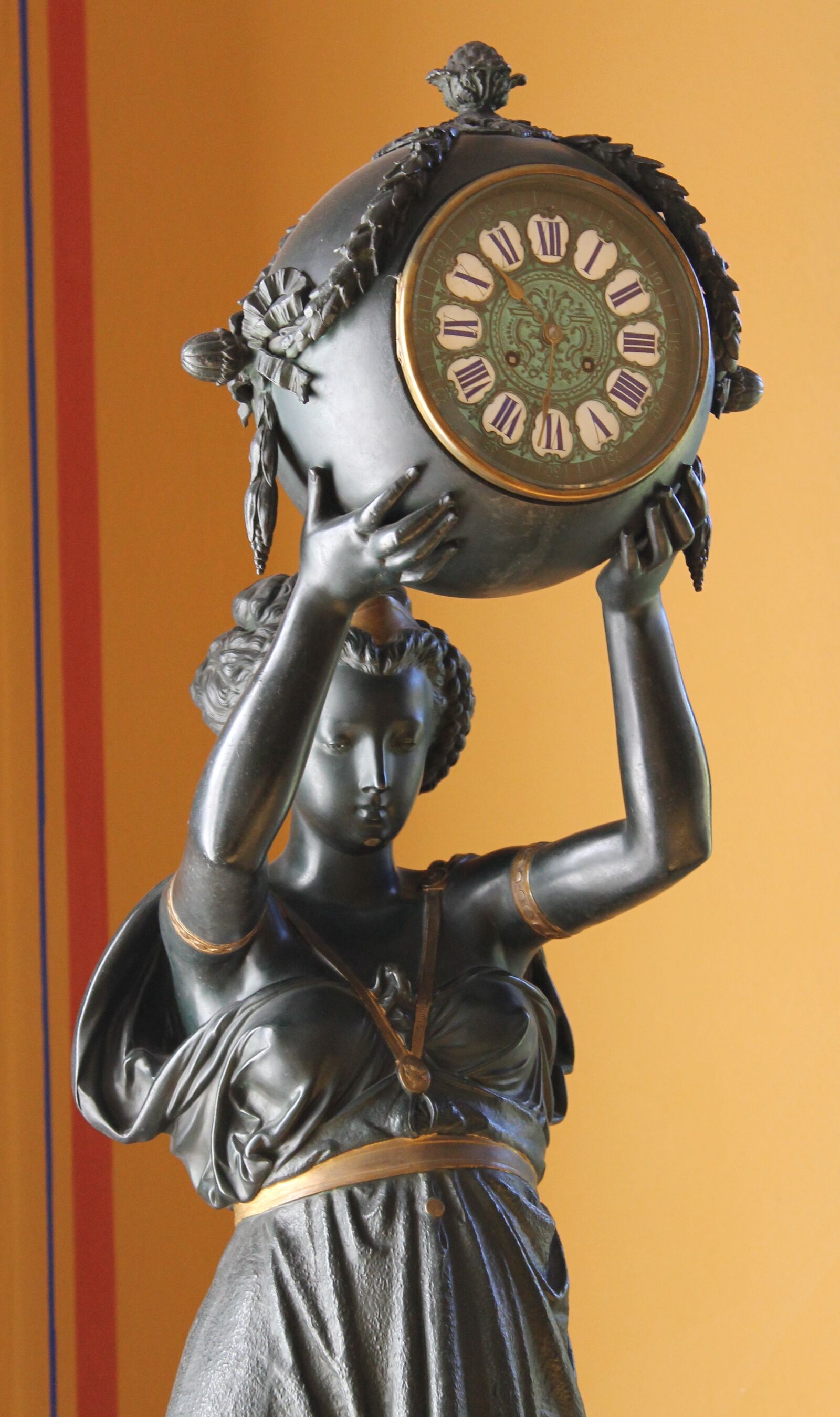 Canon EOS 1100D (EOS Rebel T3 / EOS Kiss X50) sample photo. Sculpture, antique clock, art photography