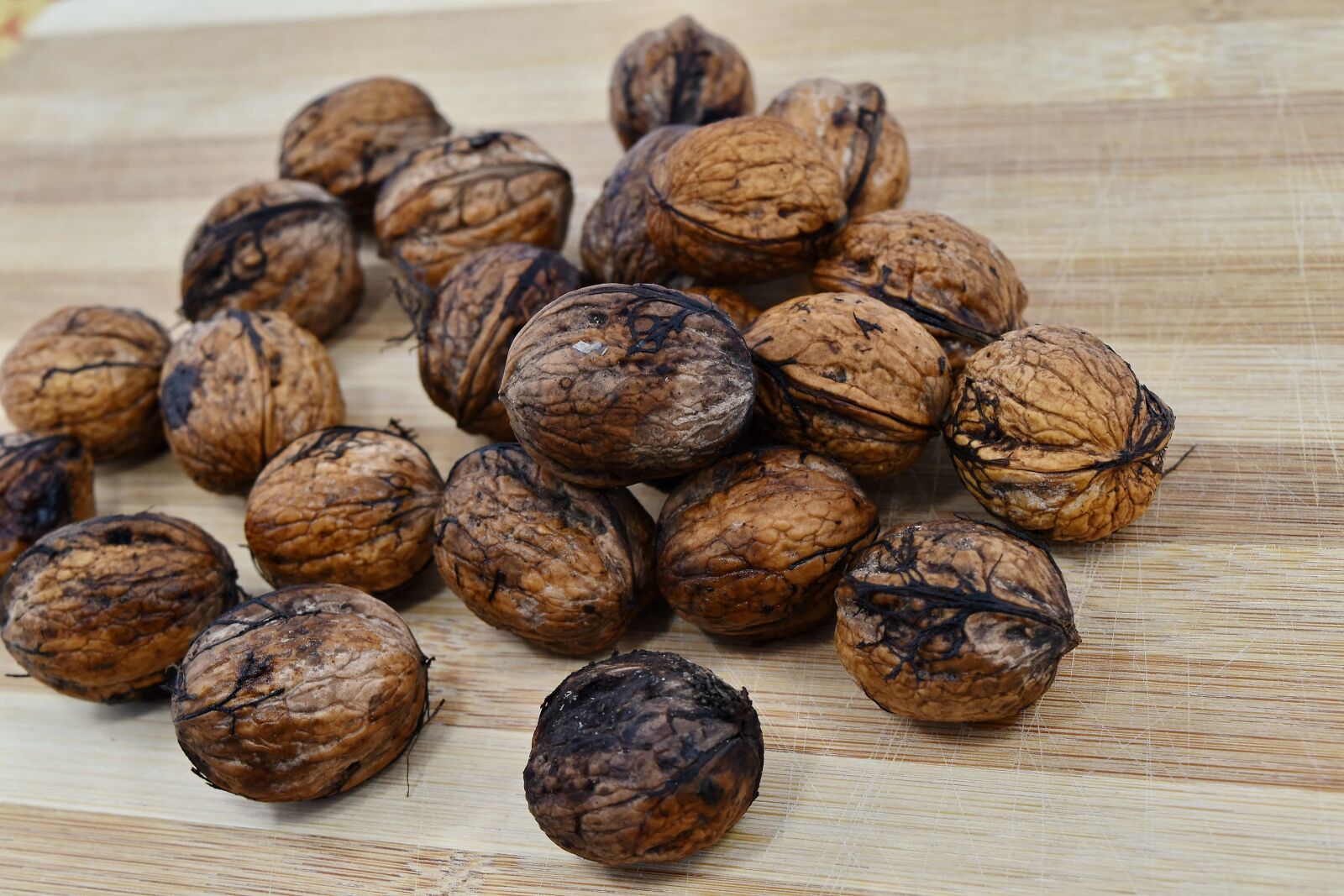 Nikon D5500 sample photo. Group, walnut, brown, wood photography