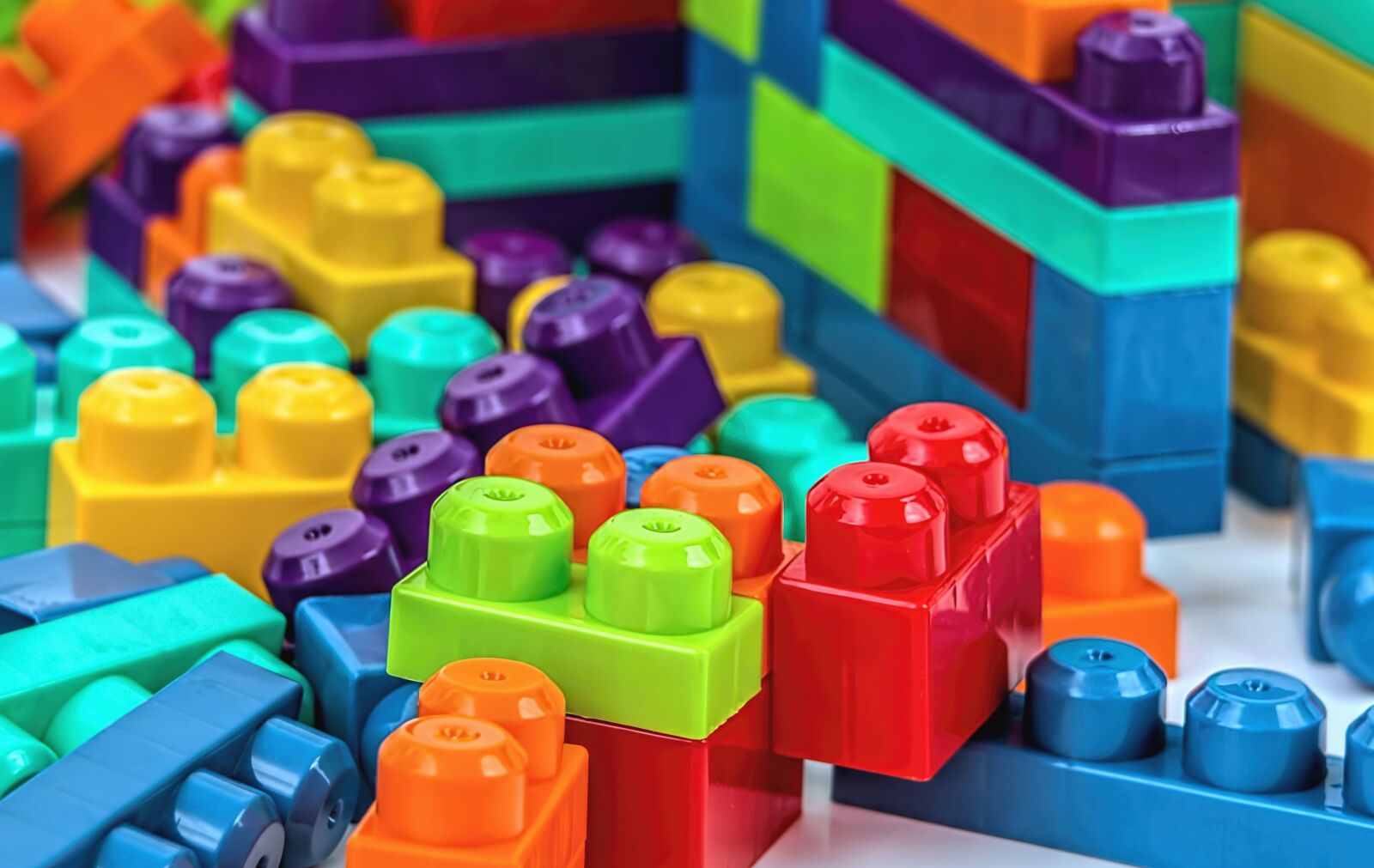 Canon EOS 70D sample photo. Cube, toy, color, colorful photography