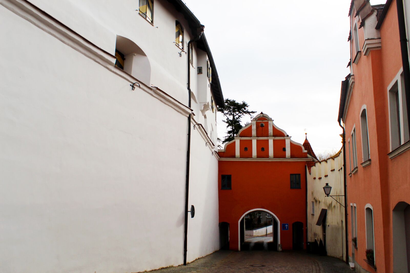 Canon EOS 1300D (EOS Rebel T6 / EOS Kiss X80) sample photo. Neuburg a, d, danube photography