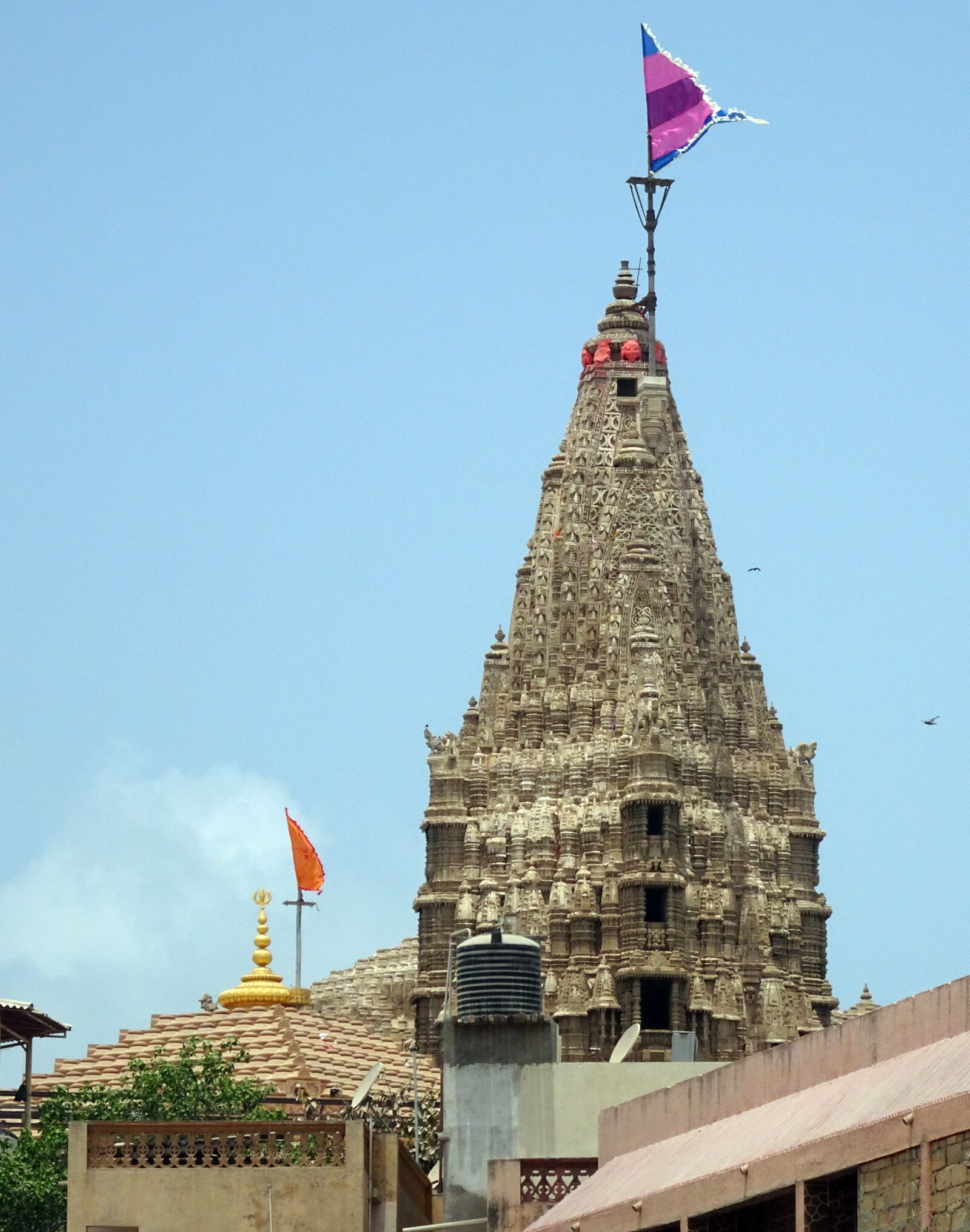 Sony Cyber-shot DSC-HX90V sample photo. Temple, dwarkadhish, jagat mandir photography