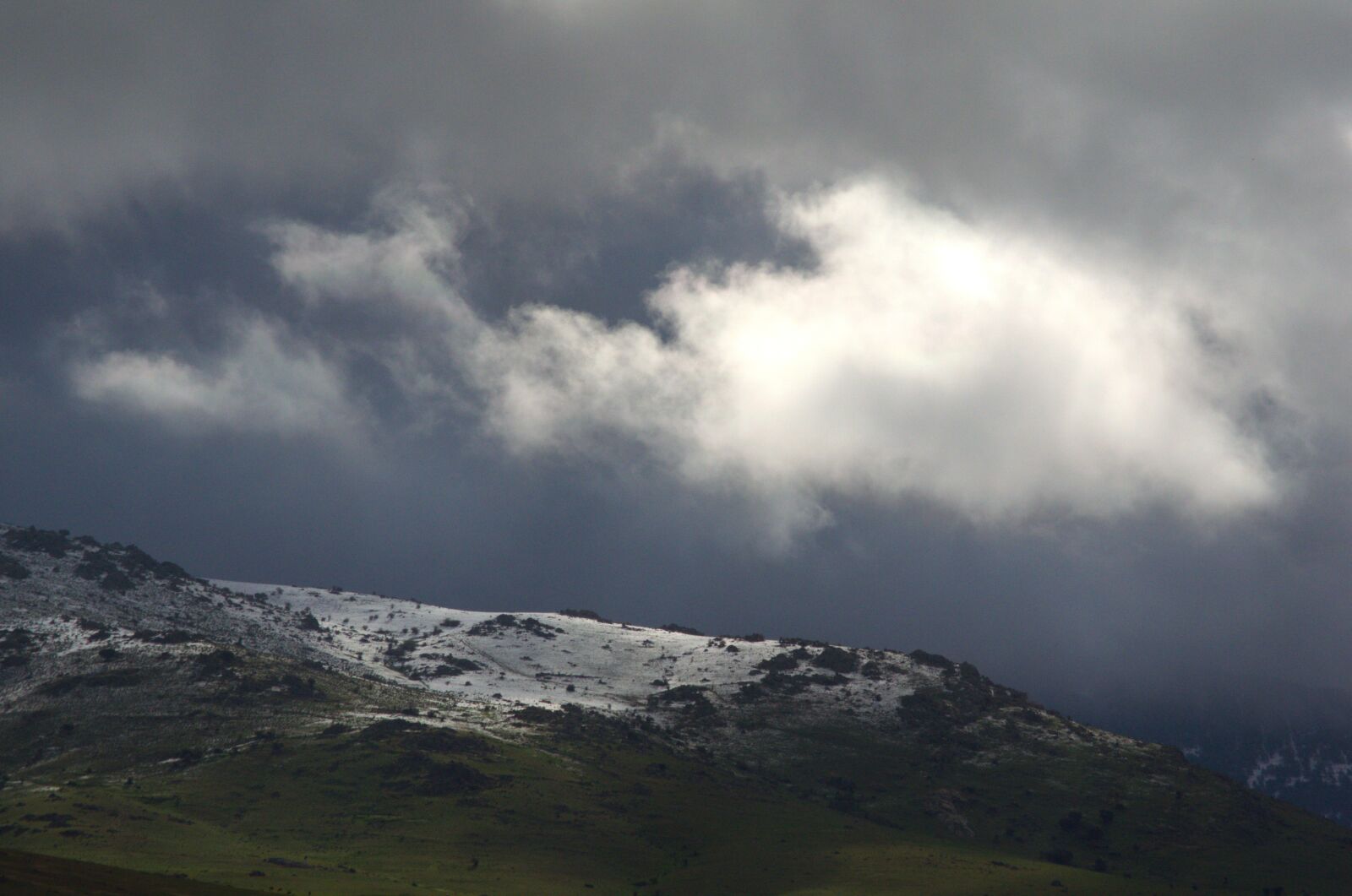 Nikon D5100 sample photo. Palazuelos de eresma, clouds photography