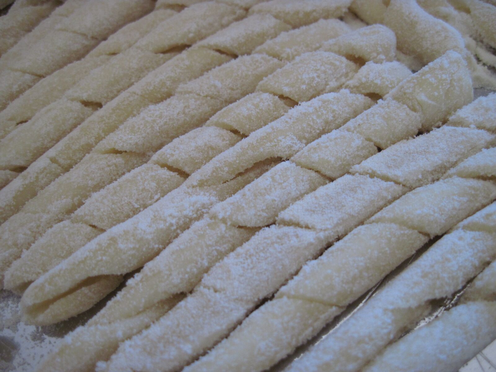 Canon PowerShot A1100 IS sample photo. Pasta, noodles, hand labor photography