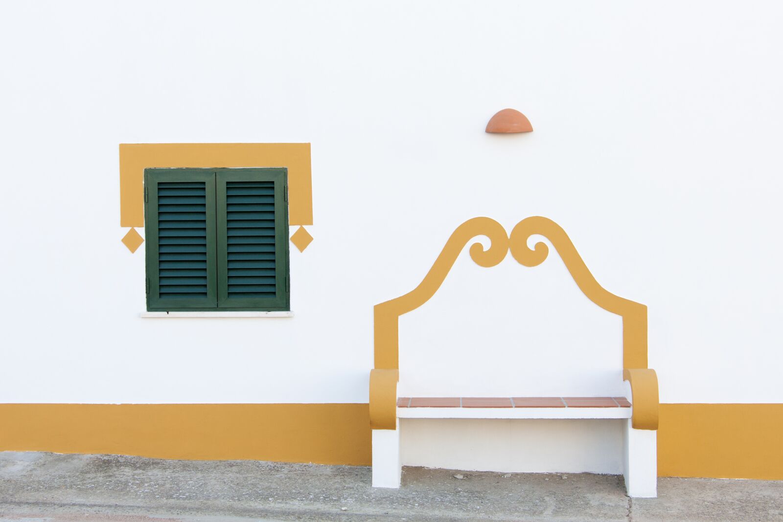 Canon EF-S 17-85mm F4-5.6 IS USM sample photo. Alentejo, portugal, bank photography