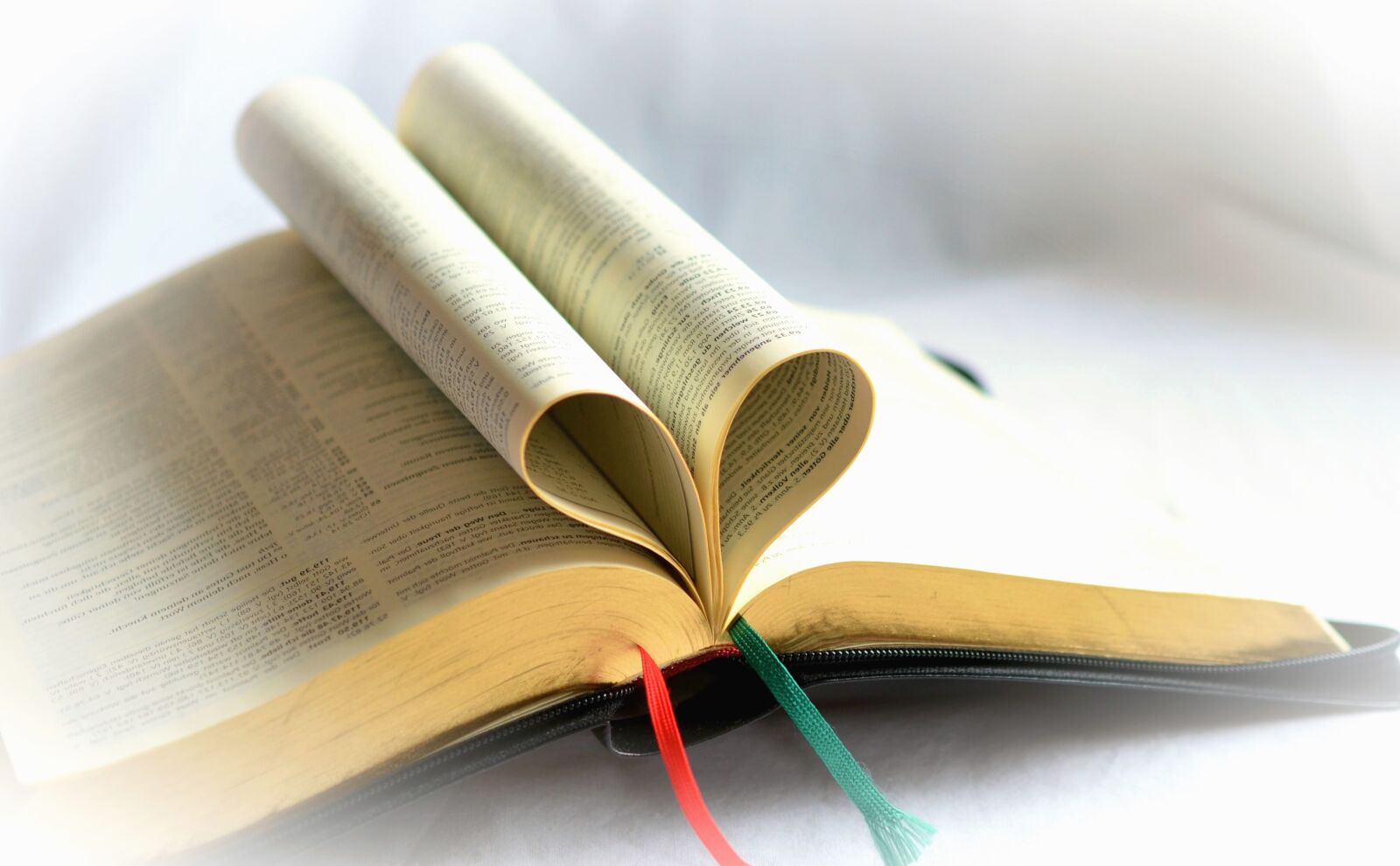 Nikon D5100 sample photo. Paper, book, heart photography