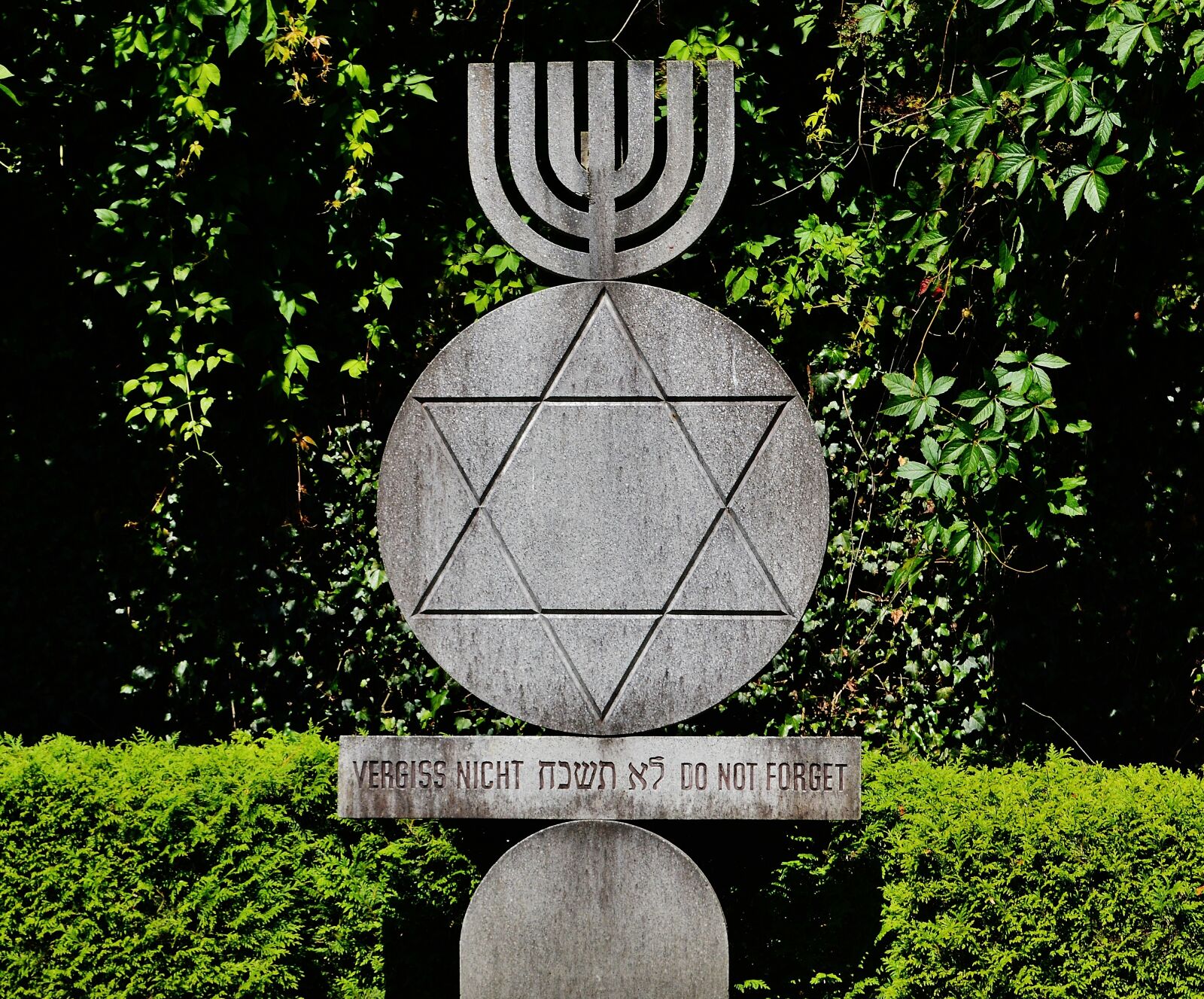 Nikon D3200 sample photo. Konzentrationslager, dachau, memorial photography