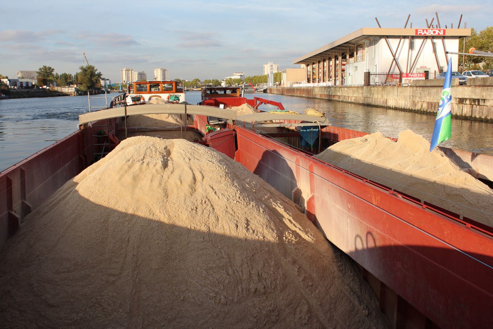 Canon EOS 600D (Rebel EOS T3i / EOS Kiss X5) sample photo. Peniche, river, water photography