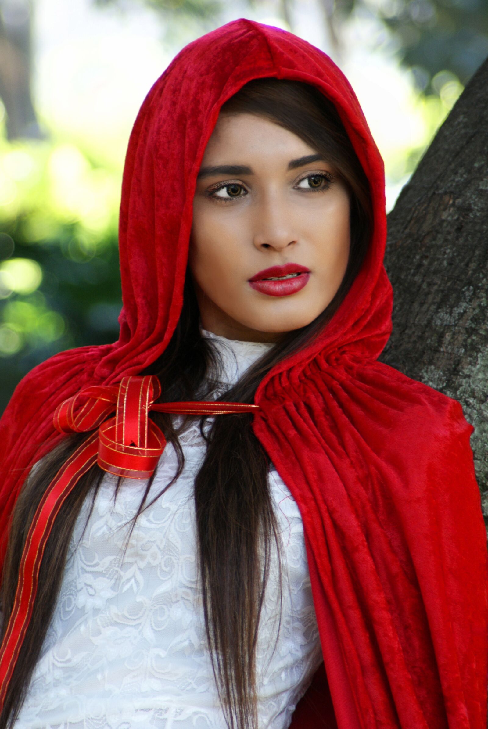 Sony Alpha DSLR-A230 sample photo. Red riding hood, girl photography