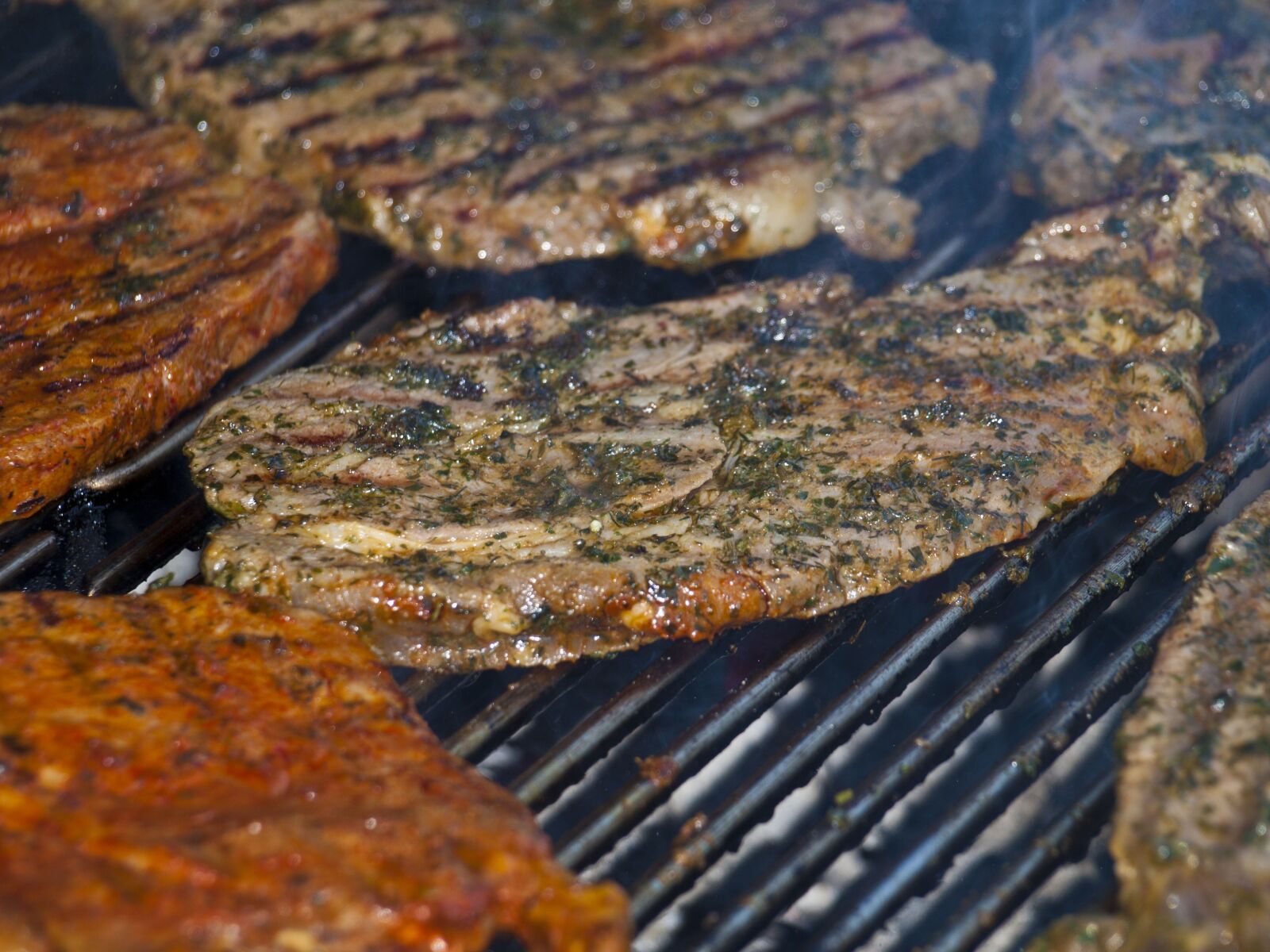 Olympus E-420 (EVOLT E-420) sample photo. Barbecue, meat, eat photography