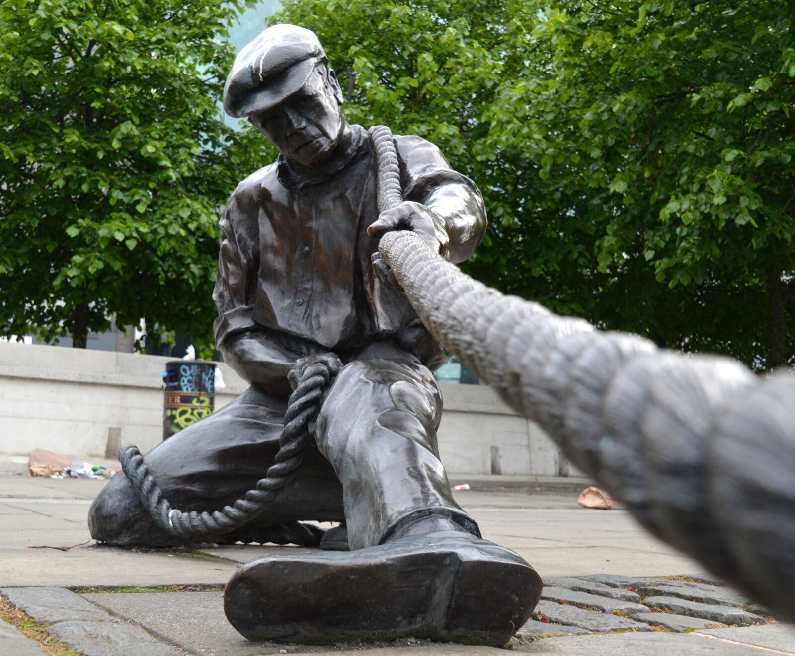 Nikon D5100 sample photo. Sailor, fisherman, sculpture photography
