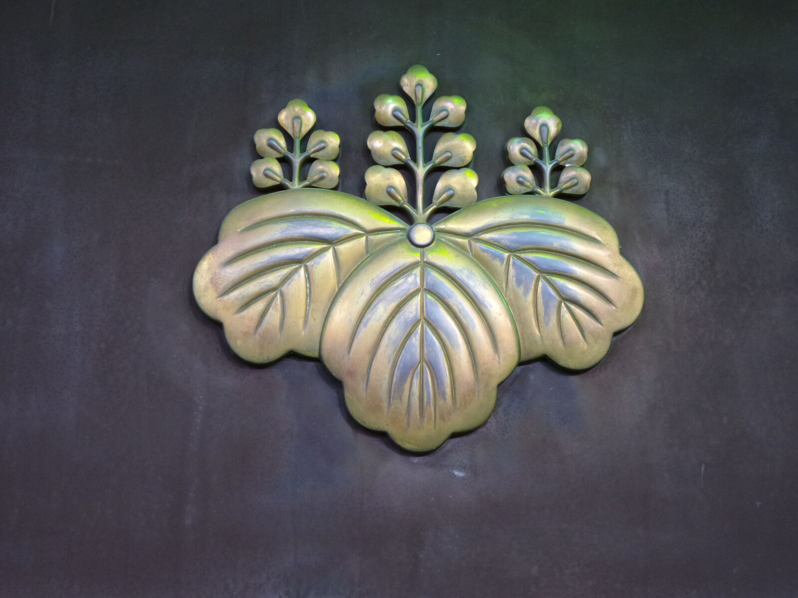 Samsung Galaxy K Zoom sample photo. Emblem, japanese, traditional photography
