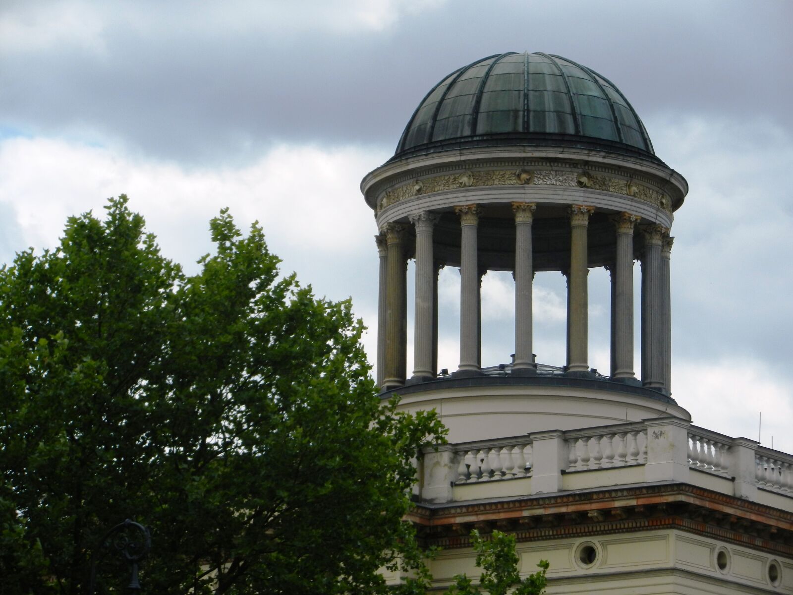 Nikon Coolpix S9100 sample photo. Berlin, monument, architecture photography