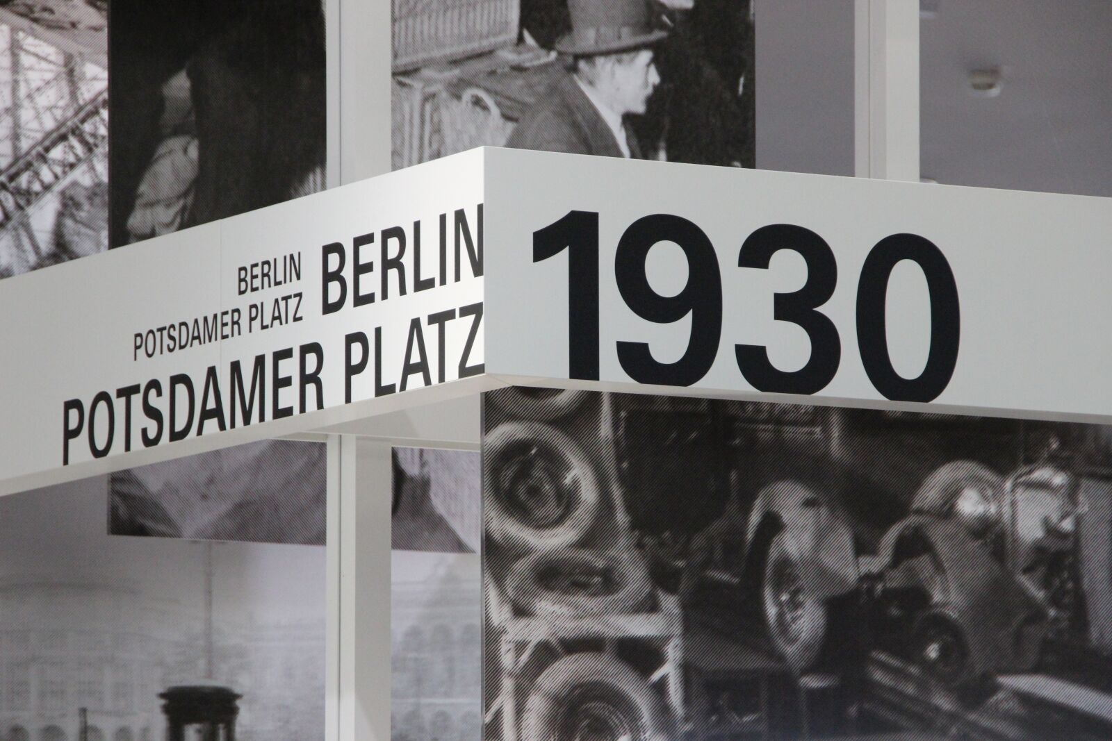 Canon EOS 600D (Rebel EOS T3i / EOS Kiss X5) sample photo. Berlin, potsdam place, city photography