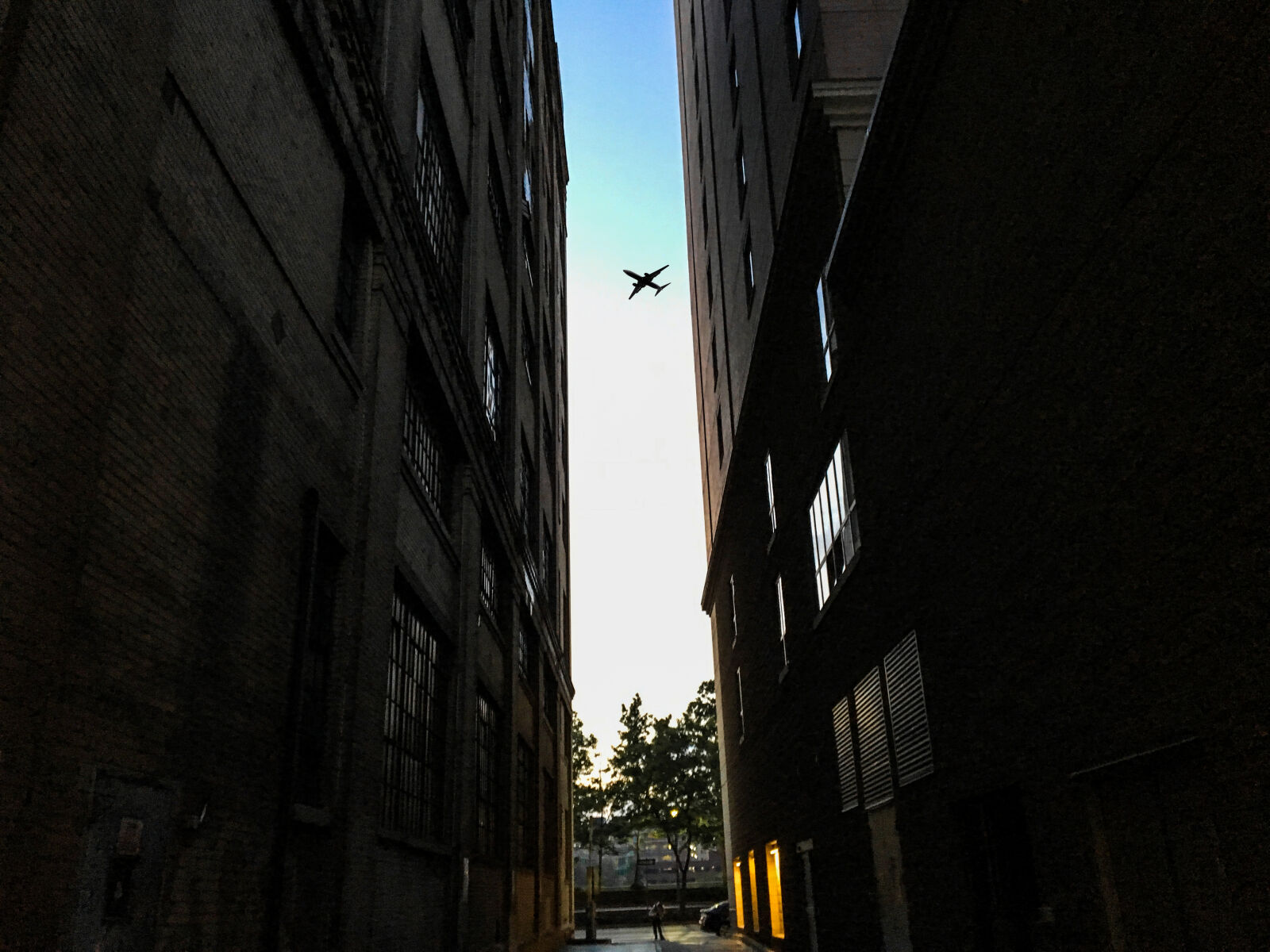 Apple iPhone 6s sample photo. Alley, buildings, city, gap photography
