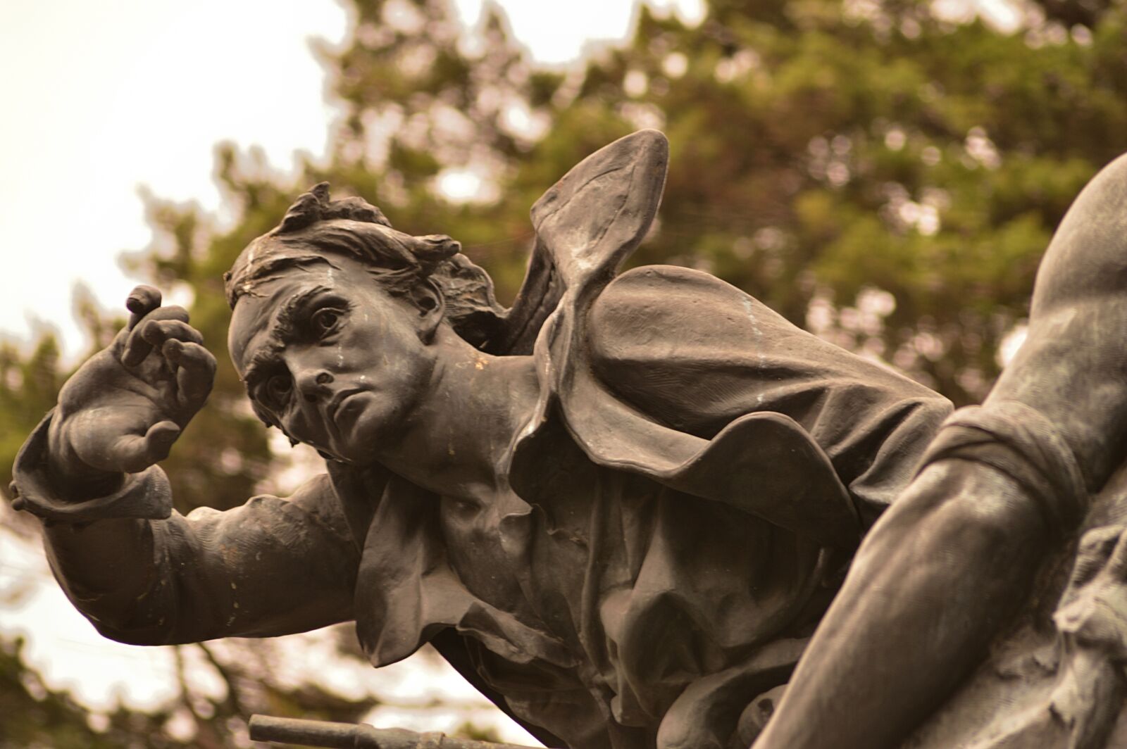 Nikon D3200 sample photo. Statue, monument, costa rica photography