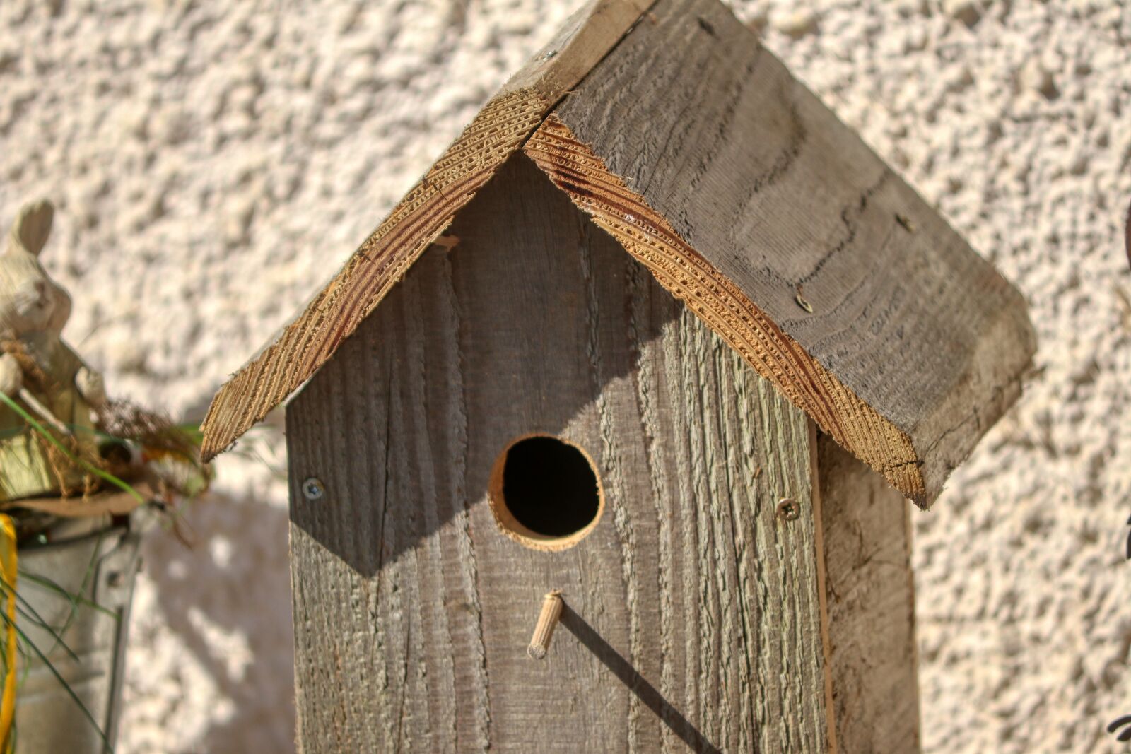 Canon EOS 80D sample photo. Aviary, house, wood photography