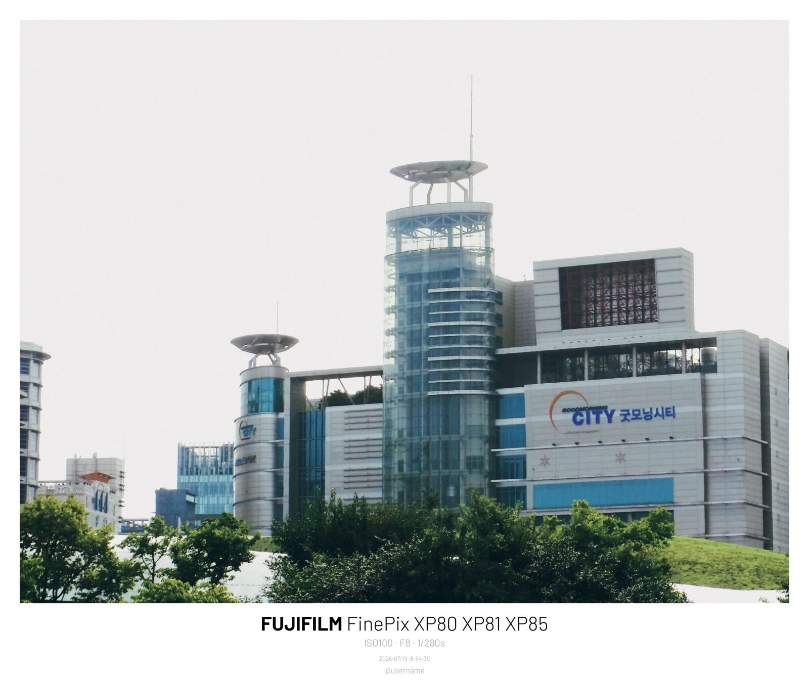 Fujifilm FinePix XP80 XP81 XP85 sample photo