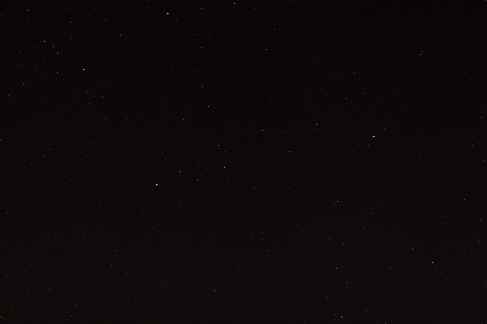 Canon EOS 5D Mark II + Canon EF 85mm F1.8 USM sample photo. Dark, night, night, sky photography