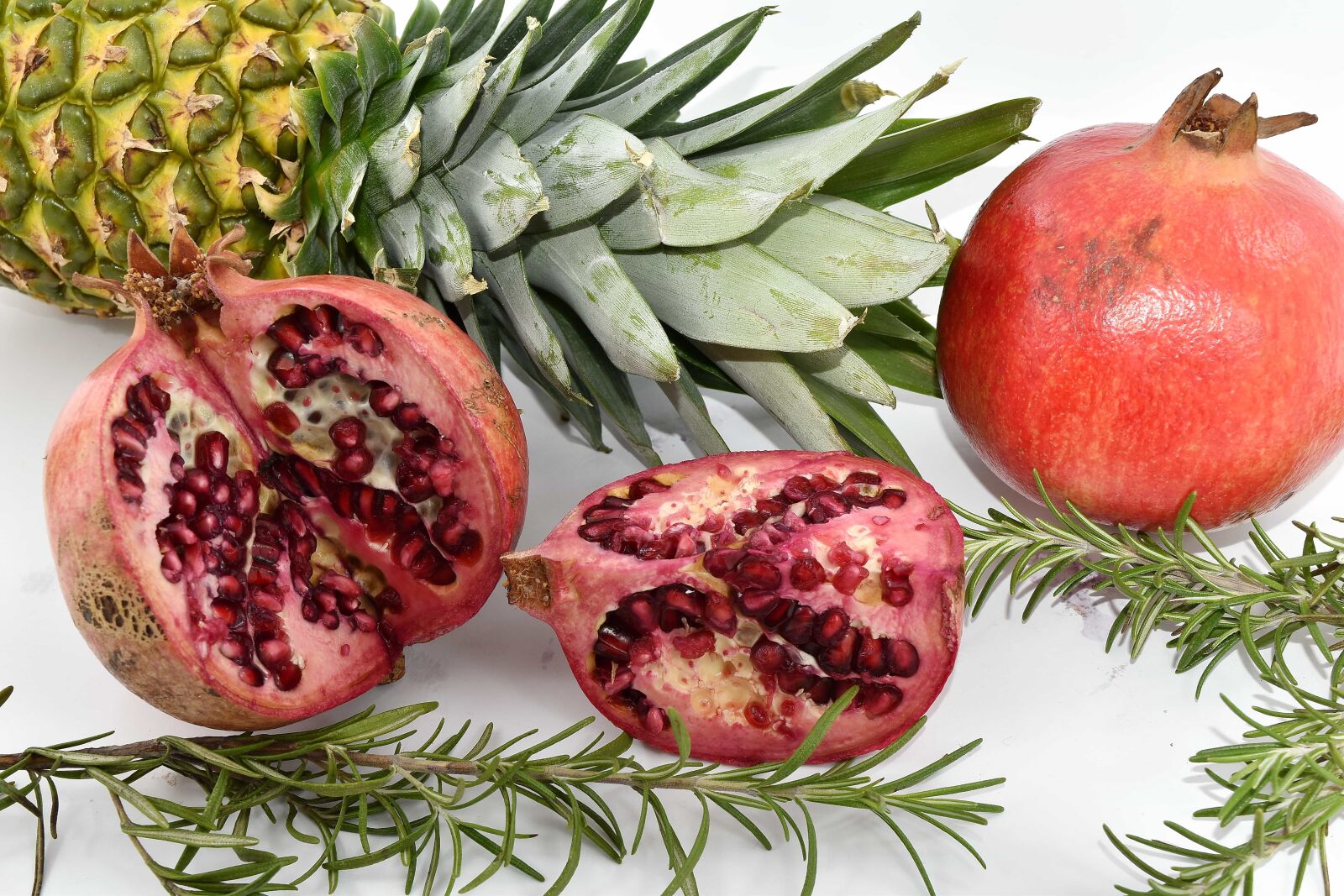 Nikon D5500 sample photo. Antioxidant, citrus, pineapple, spice photography