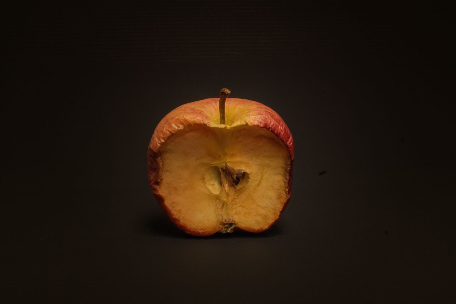 Nikon D3400 sample photo. Apple old, apple, aesthetics photography