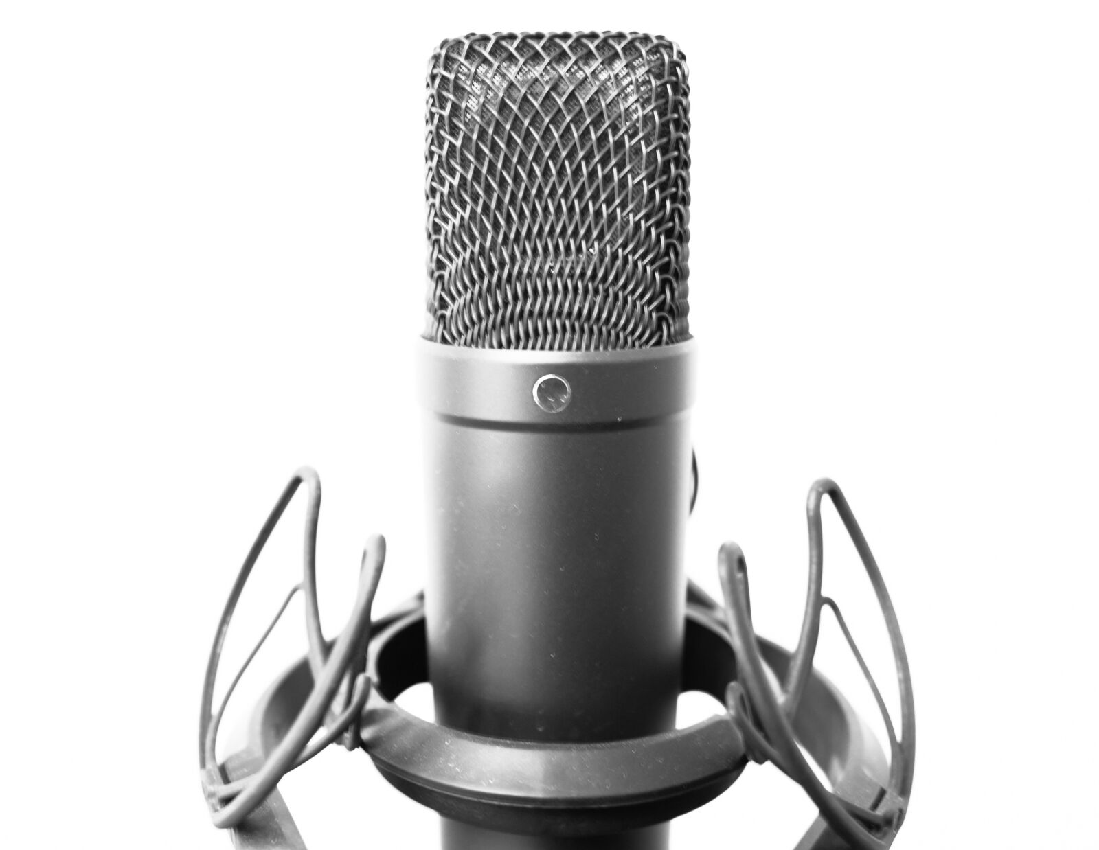 Fujifilm X-T2 sample photo. Karaoke, microphone, sound photography