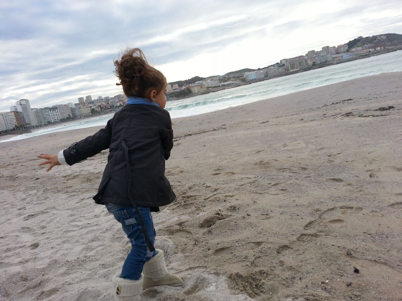 Samsung Galaxy S3 sample photo. Girl, beach, coruña photography