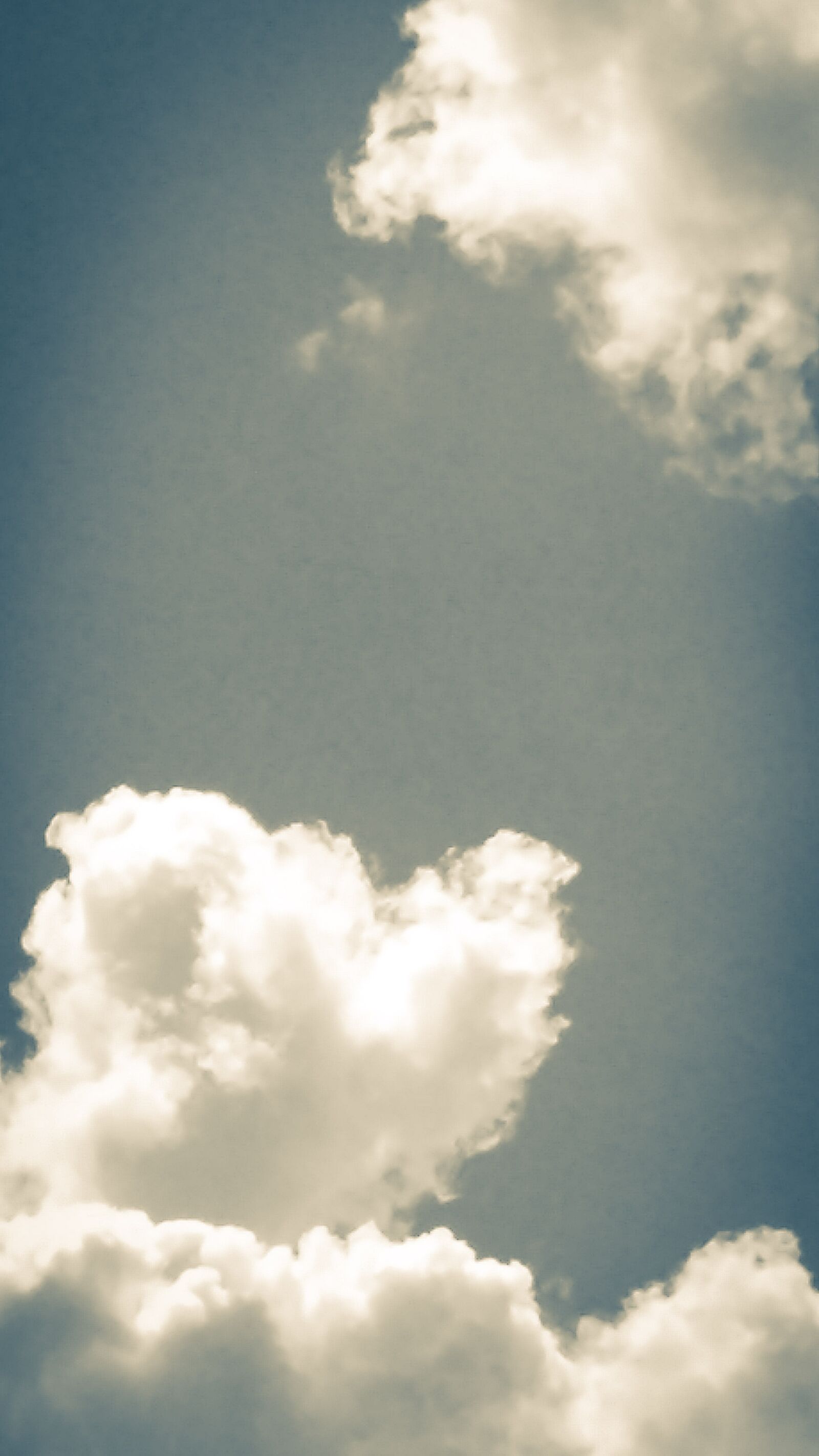 Samsung Galaxy A3 sample photo. Cloud, sky, blue photography