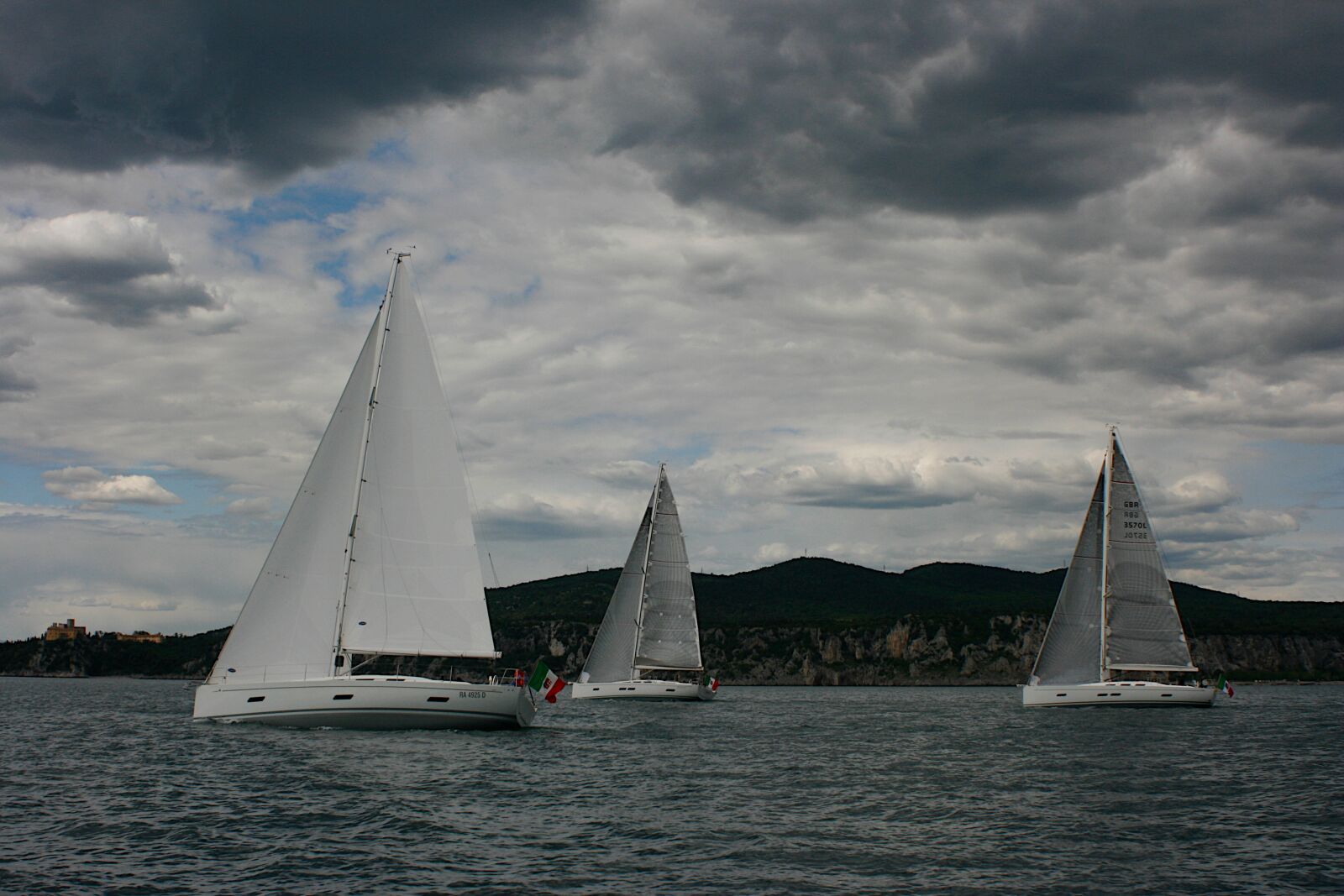 Canon EOS 400D (EOS Digital Rebel XTi / EOS Kiss Digital X) sample photo. Sistiana, sailing, yachts photography