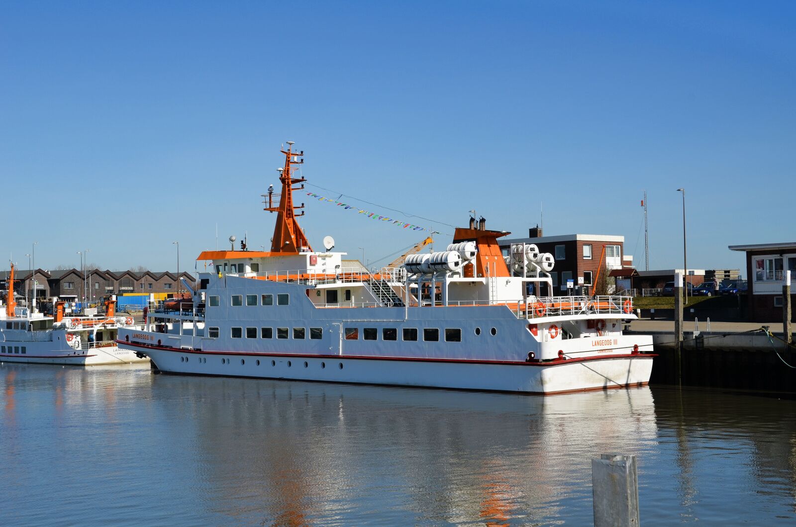 Nikon D5100 sample photo. East frisia, bensersiel, ferry photography