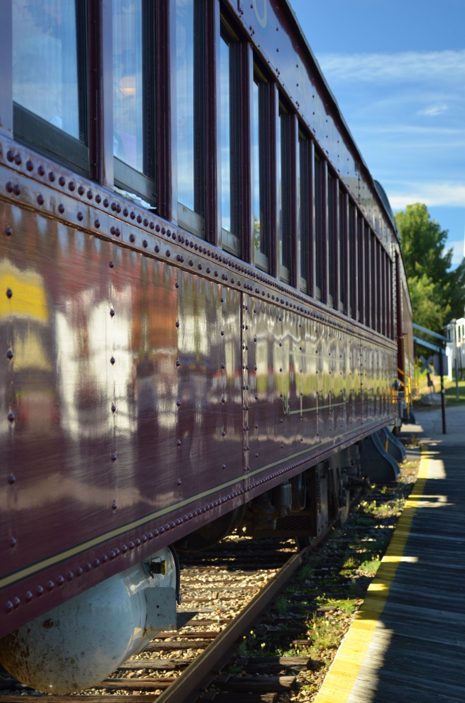 Nikon D5100 sample photo. Train, journey, rail photography