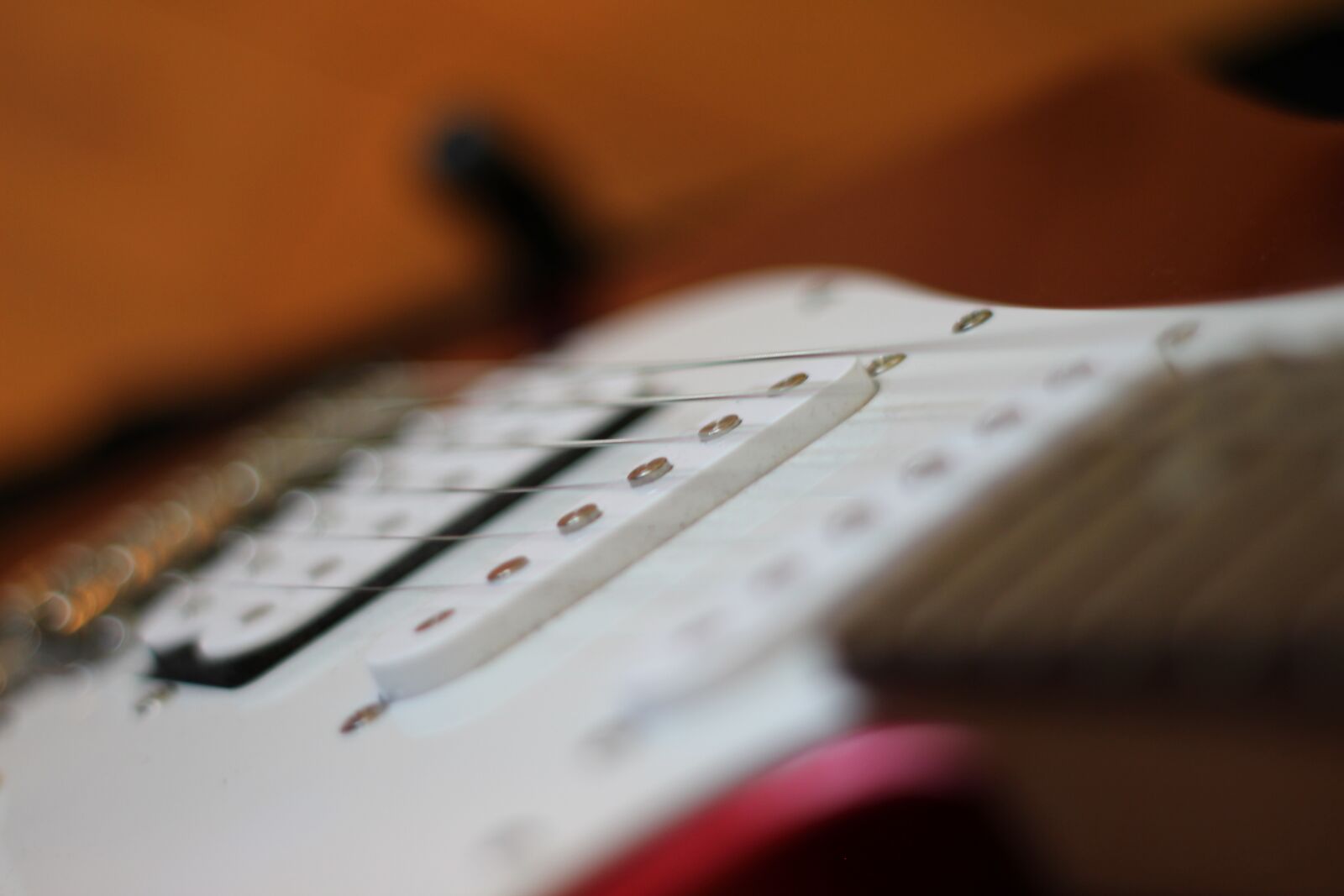 Canon EOS 700D (EOS Rebel T5i / EOS Kiss X7i) sample photo. Guitar, electric guitar, instrument photography