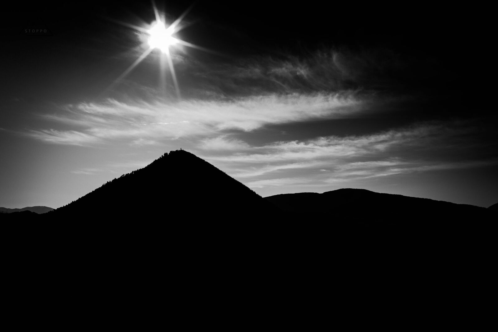 Canon EOS 2000D (EOS Rebel T7 / EOS Kiss X90 / EOS 1500D) sample photo. Mountain, black, landscape photography