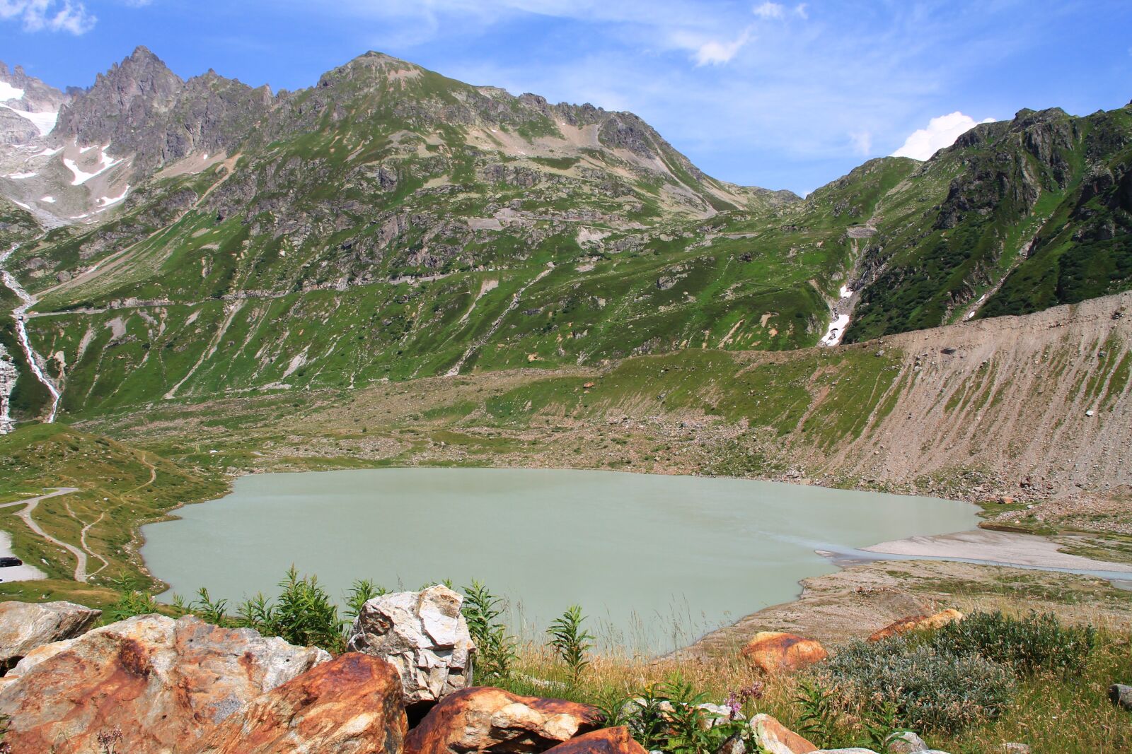 Canon EOS 1100D (EOS Rebel T3 / EOS Kiss X50) sample photo. Switzerland, mountains, lake photography