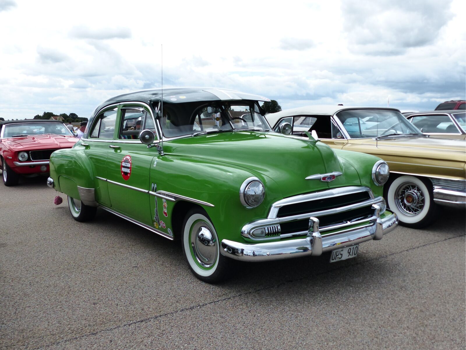 Panasonic Lumix DMC-FZ200 sample photo. Car show, car, green photography