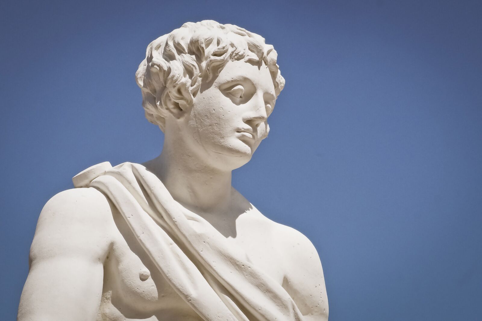 Olympus OM-D E-M10 sample photo. Statue, sculpture, art photography