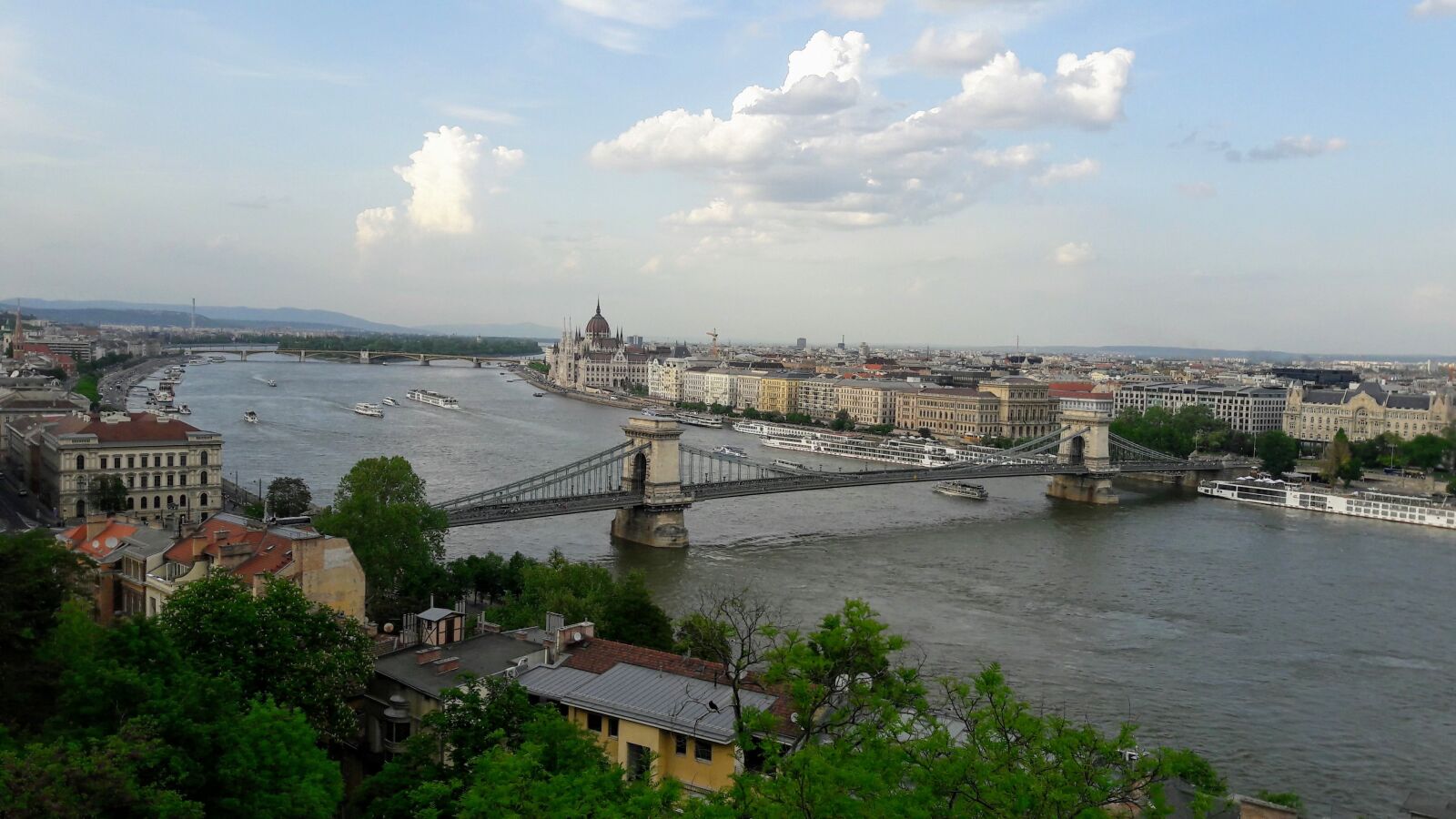 Samsung Galaxy J7 sample photo. Hungary, budapest, city photography