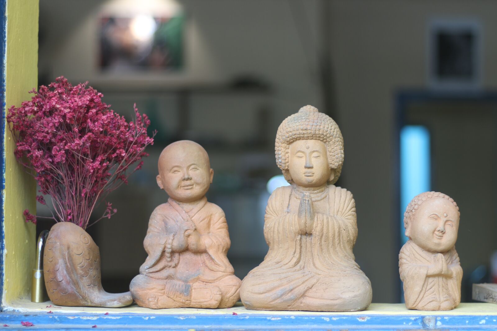 Canon EOS 1300D (EOS Rebel T6 / EOS Kiss X80) + Canon EF 50mm F1.8 STM sample photo. Vietnam, asia, buddha photography
