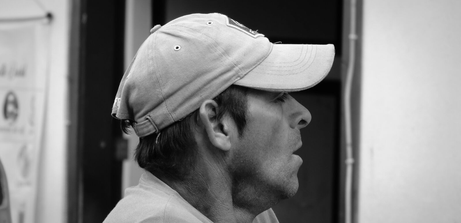 Nikon Coolpix B700 sample photo. Black and white, people photography
