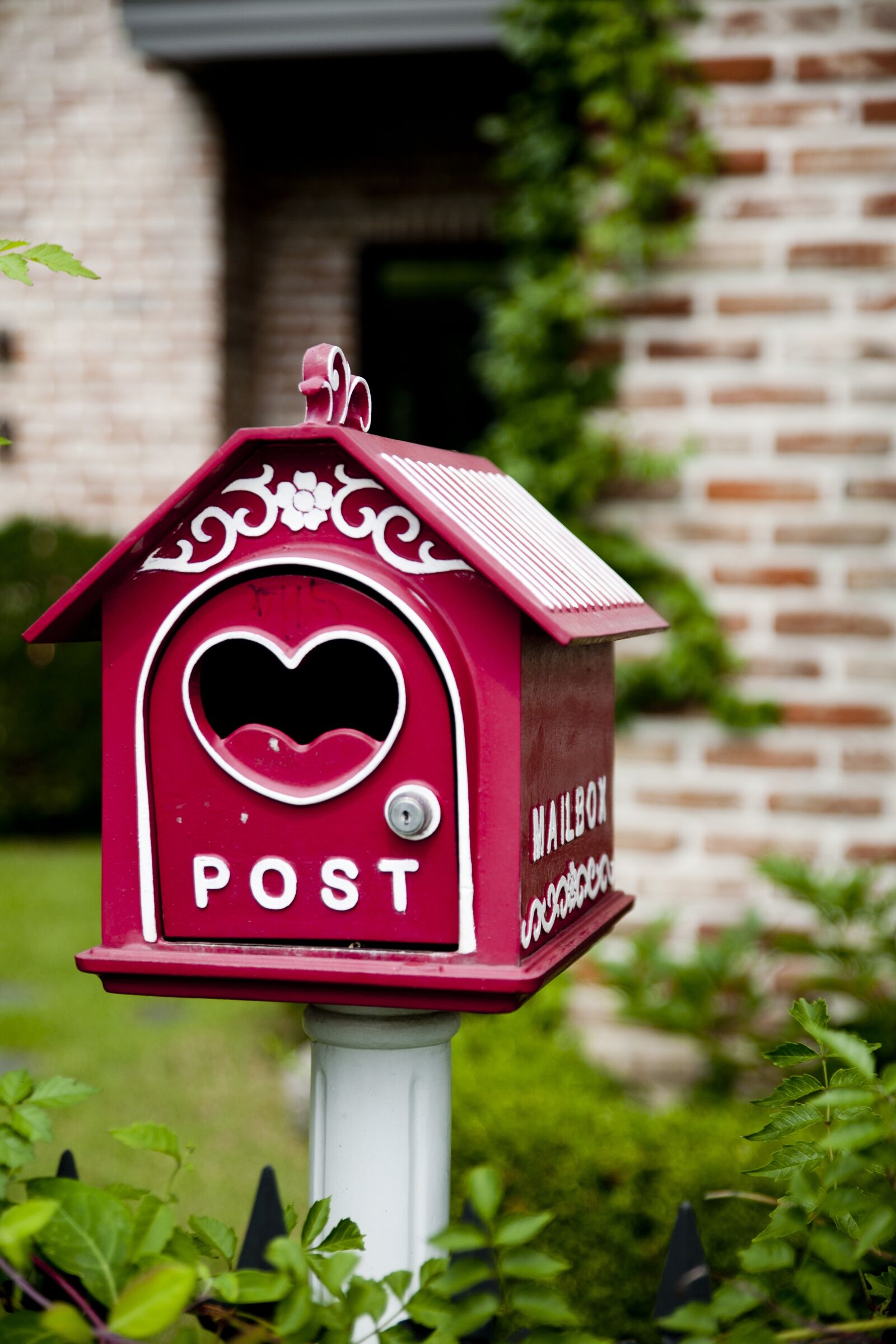 Canon EOS 5D sample photo. Mail box, tidings, home photography
