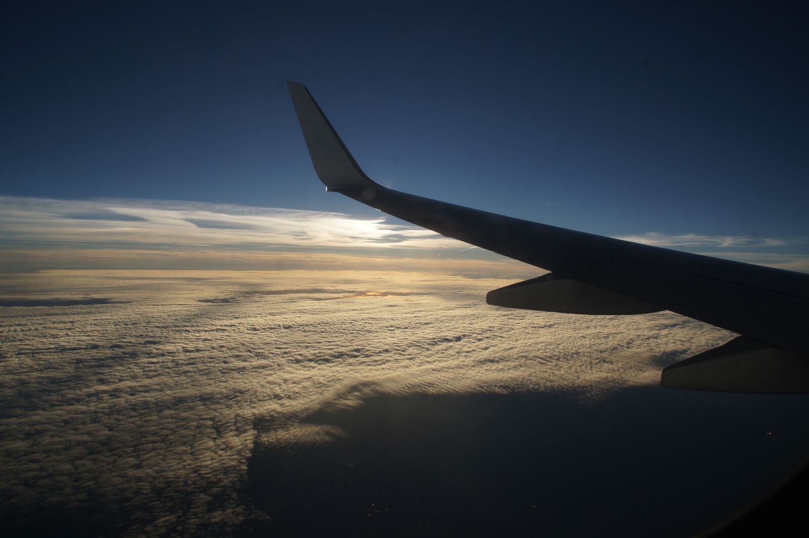 Sony SLT-A33 sample photo. Portugal, lisbon, plane photography