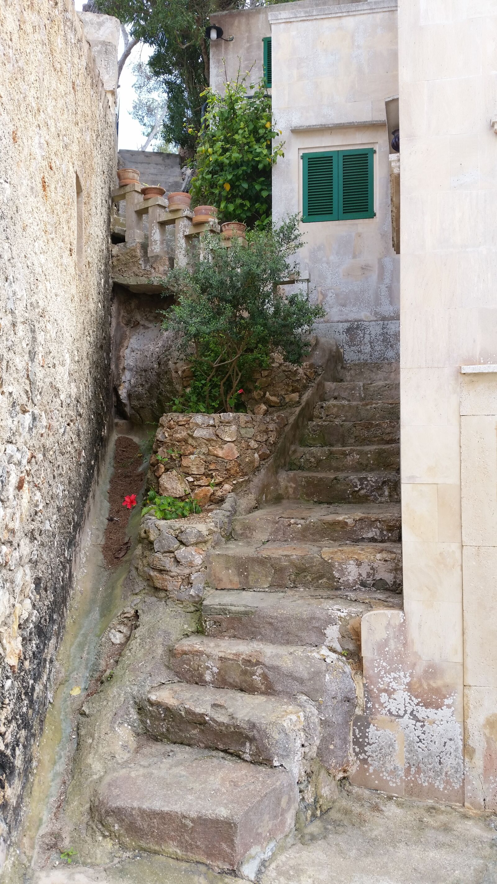 Samsung Galaxy S5 sample photo. Stairs, input, mediterranean photography
