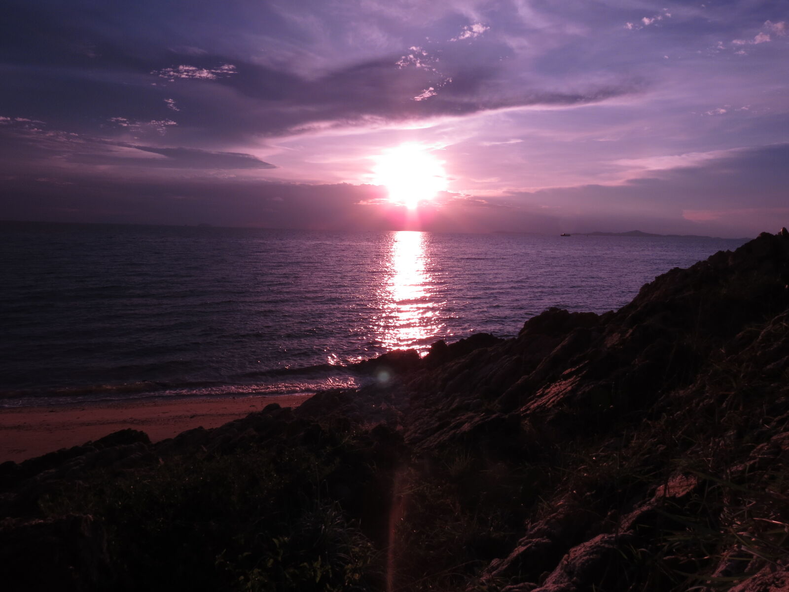 Canon PowerShot SX50 HS sample photo. Sunset, view, on, body photography