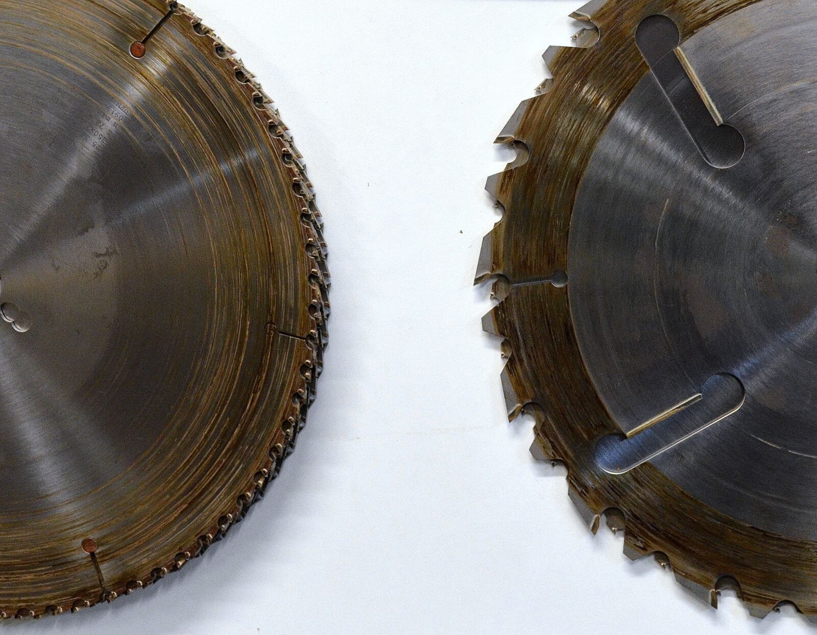 Nikon D5100 sample photo. Circular saw, saw blade photography