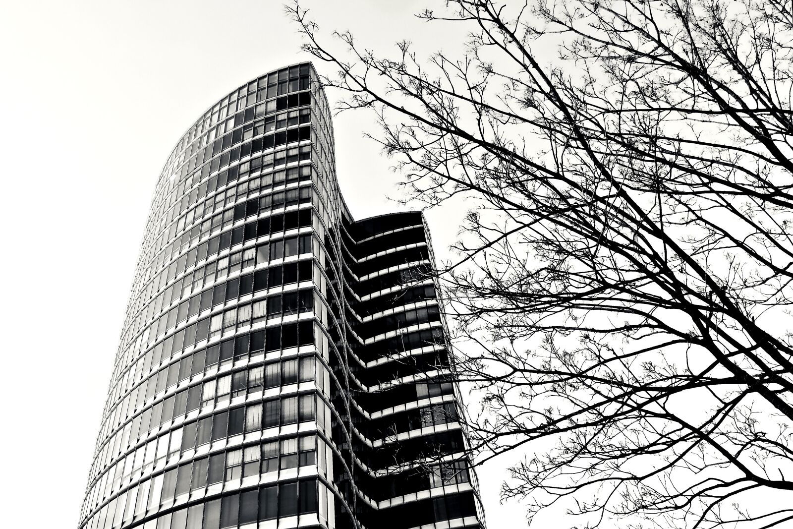 Olympus OM-D E-M10 sample photo. Architecture, skyscraper, glass facades photography