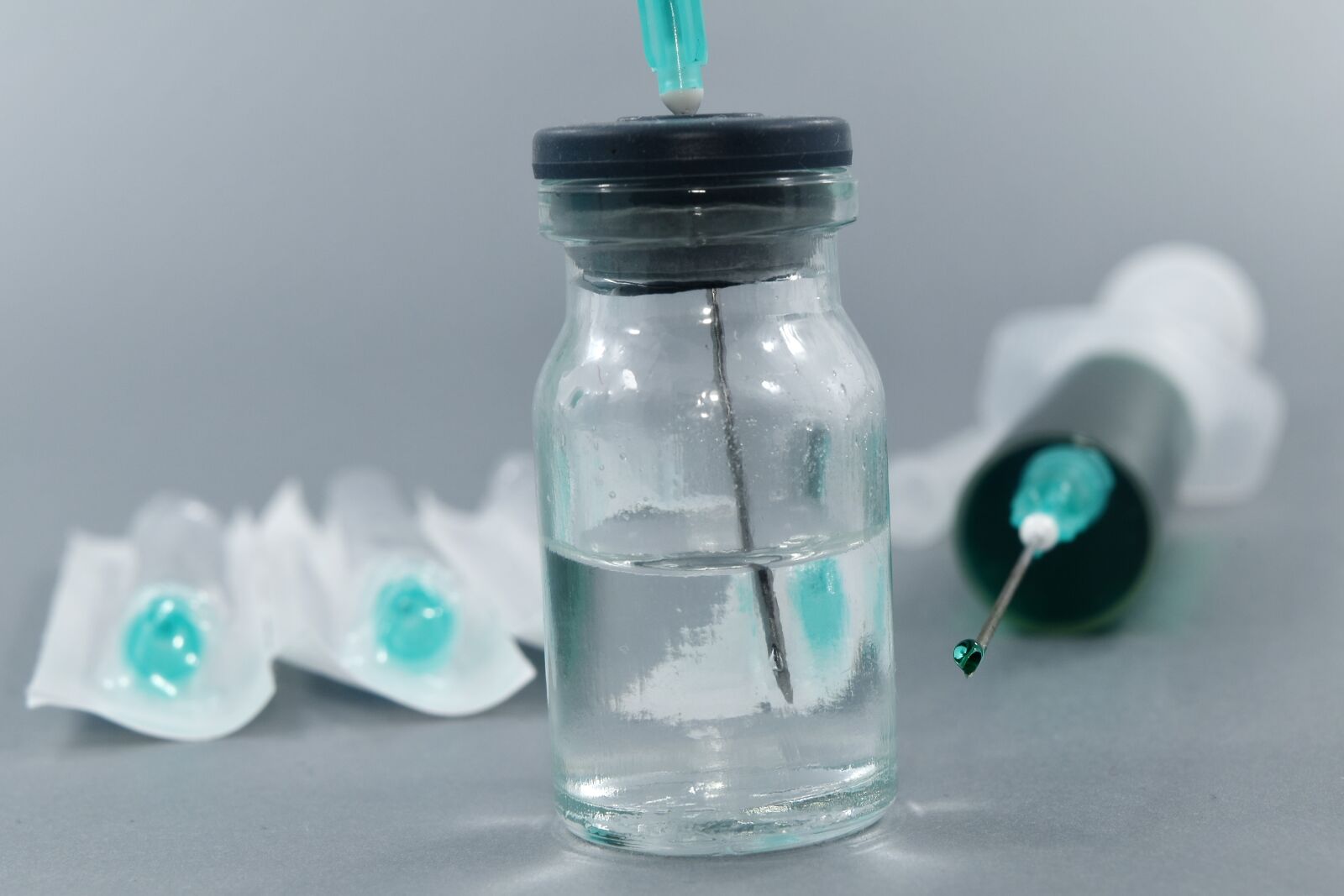 Nikon D5500 sample photo. Coronavirus, covid-19, cure, diagnosis photography